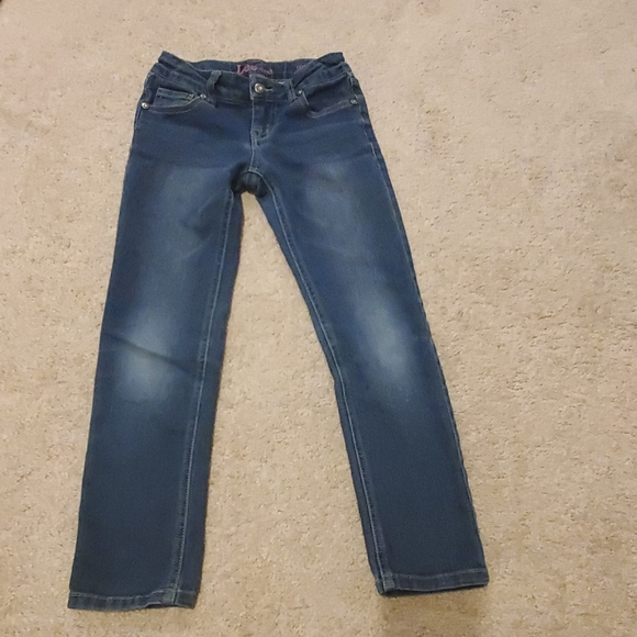 BUNDLE***Girls Jeans x8 and 1 Skirt - Picture 2 of 3